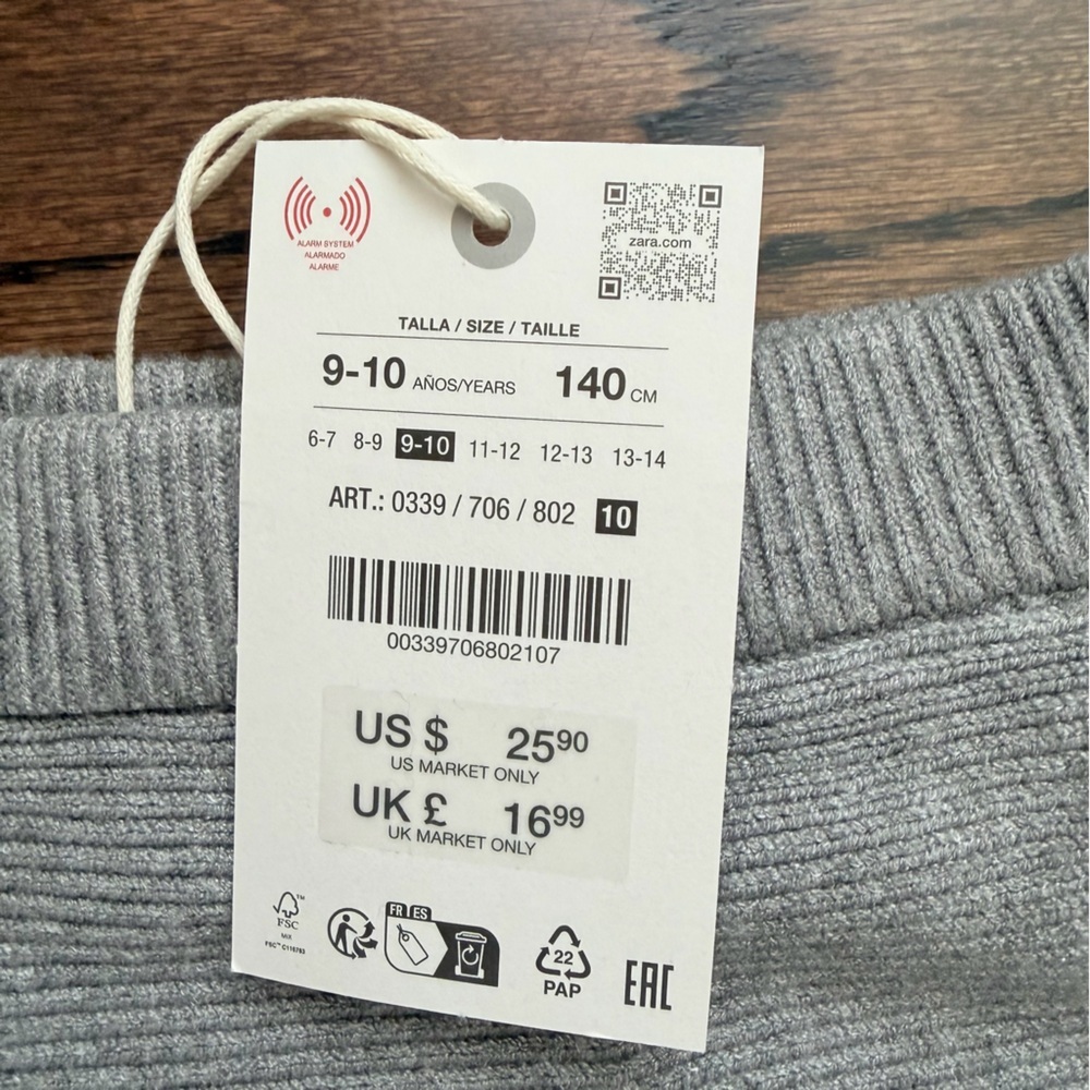 NWT Zara Girls Gray Sweater Skirt - size 9/10 - Picture 2 of 3
